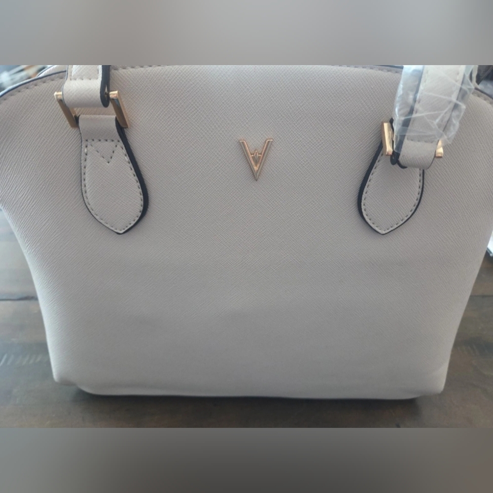 Vanessa Williams Lush Collection Round Satchel Purse Handbag Off White wDust Bag